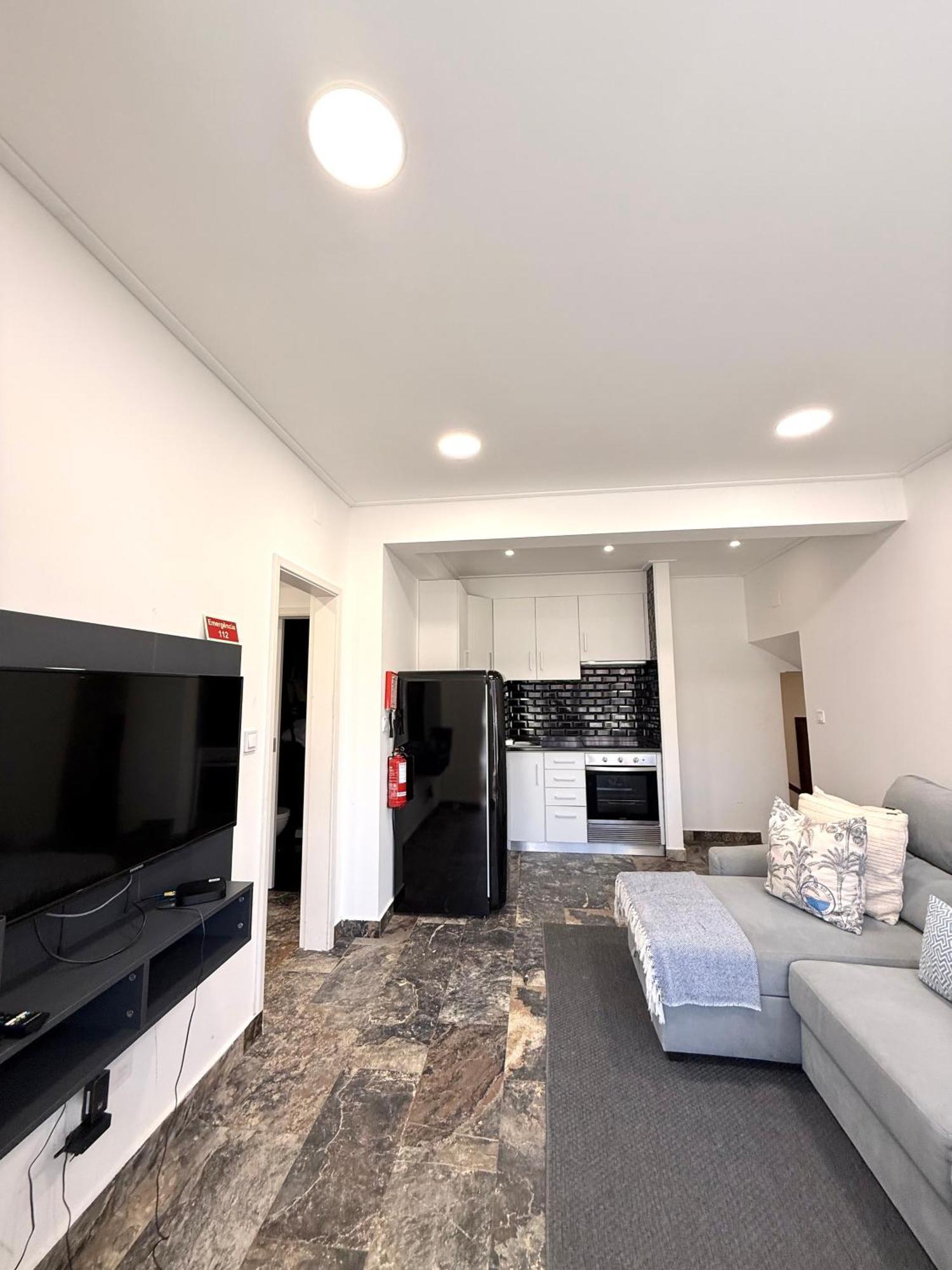 Luxury Apartment In Center Cascaes Exterior foto